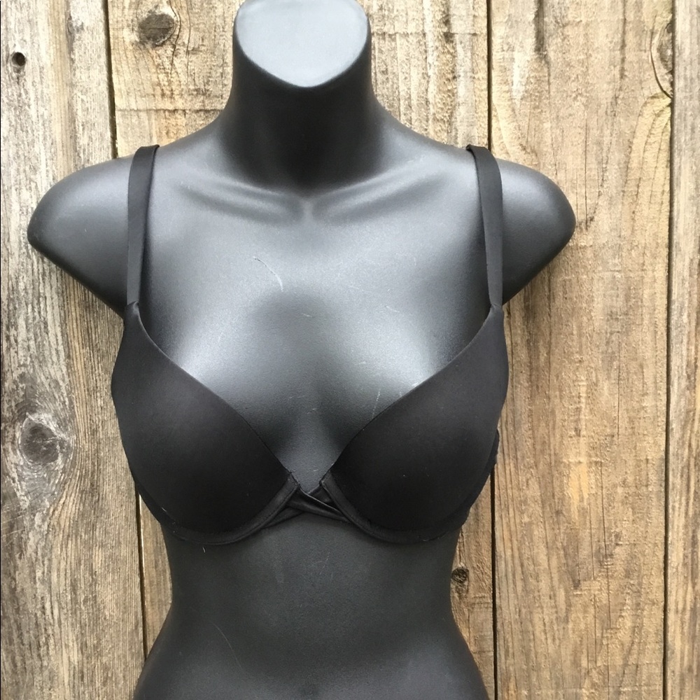 Victoria’s Secret black padded bra